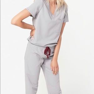 FIGS Limited Edition CEMENT Scrub Set